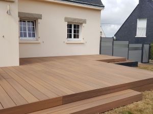 terrasse en bois composite 56