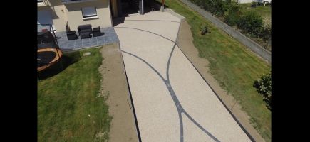 Aire de stationnement en béton désactivé 56 Morbihan Aire de stationnement en béton désactivé 56 Morbihan