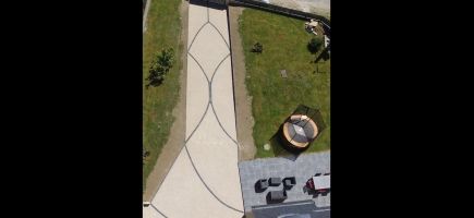 Allée en béton désactivé sur Vannes Allée en béton désactivé sur Vannes