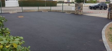 Aire de stionnement en enrobé-56-Grand Champ-Morbihan Aire de stionnement en enrobé-56-Grand Champ-Morbihan