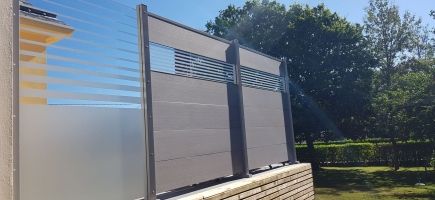 Palissade composite et verre à Grand Champ-56 Palissade composite et verre à Grand Champ-56