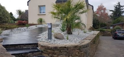 Aménagement allée en palis d'ardoise Aménagement allée en palis d'ardoise