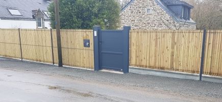 Portillon aluminium avec kit audio Portillon aluminium avec kit audio