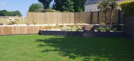 Massif et escalier-jardin-56-Vannes Massif et escalier-jardin-56-Vannes