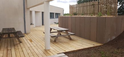 Retenue terre en palis de grès pierres naturelles 56 Vannes