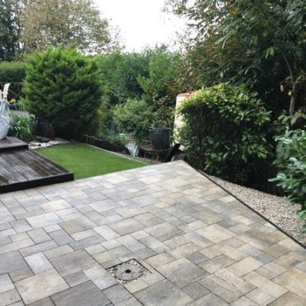 Pavage saint-avé terrasse en pavés gazon synthétique Pavage saint-avé terrasse en pavés gazon synthétique
