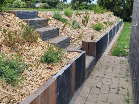 Jardin Schiste et azobé Jardin Schiste et azobé