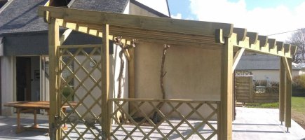 Pergola contemporaine en pin Pergola contemporaine en pin