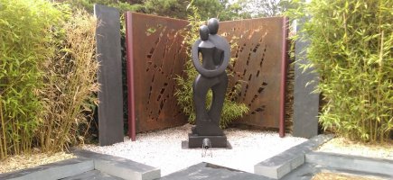 Déco contemporaine et design dans ce jardin Déco contemporaine et design dans ce jardin