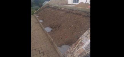 Plots béton pour support de la structure sur pilotis Plots béton pour support de la structure sur pilotis