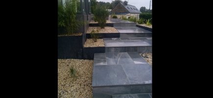 Escalier pour accès terrasse sur pilotis